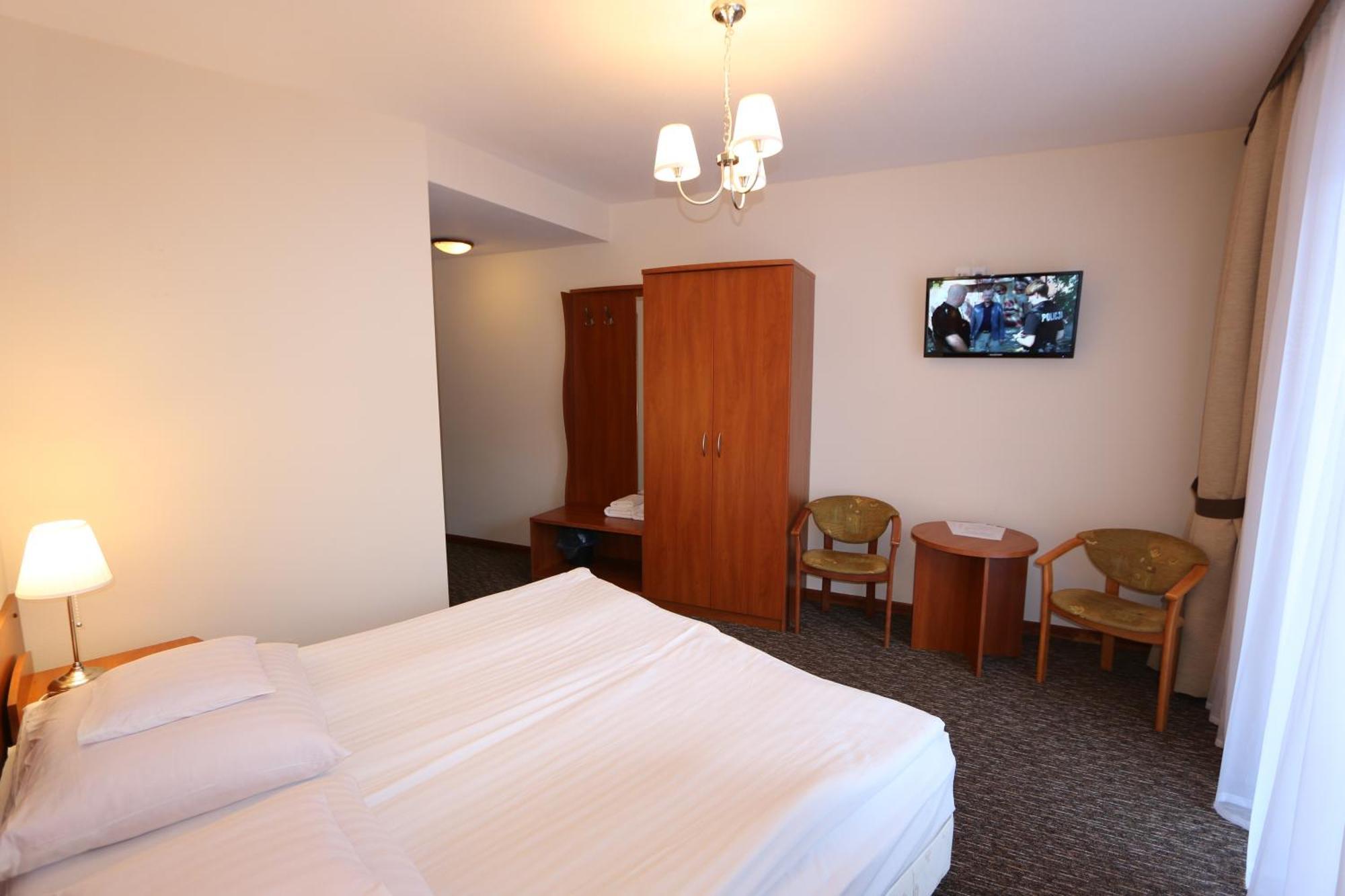 Cztery Wiatry Aparthotel Korytnica  Exterior foto